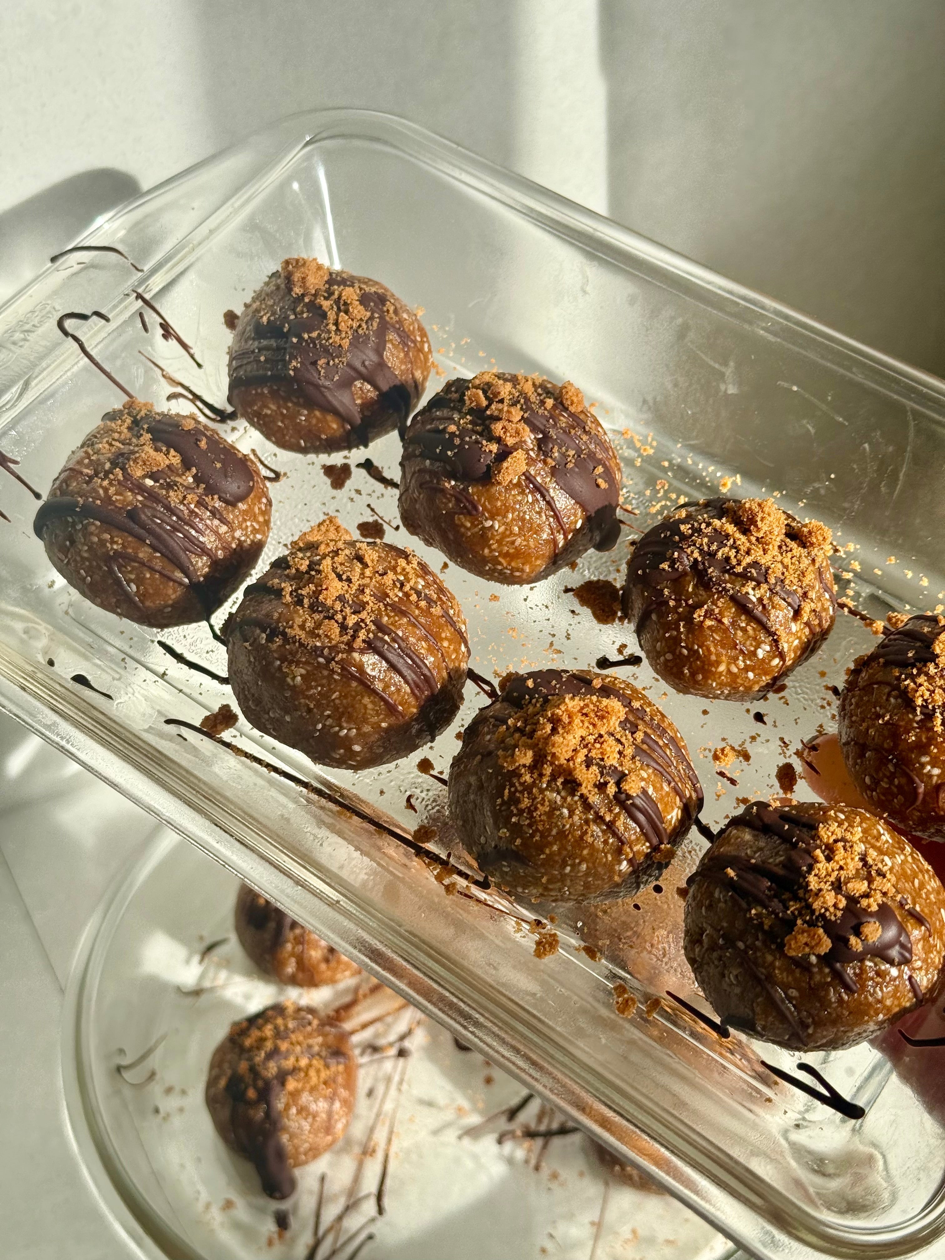 Chia Biscoff Energy Balls